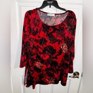 Kasper Plus Oversized Asymmetrical Red Black Floral Top Stretchy 2X